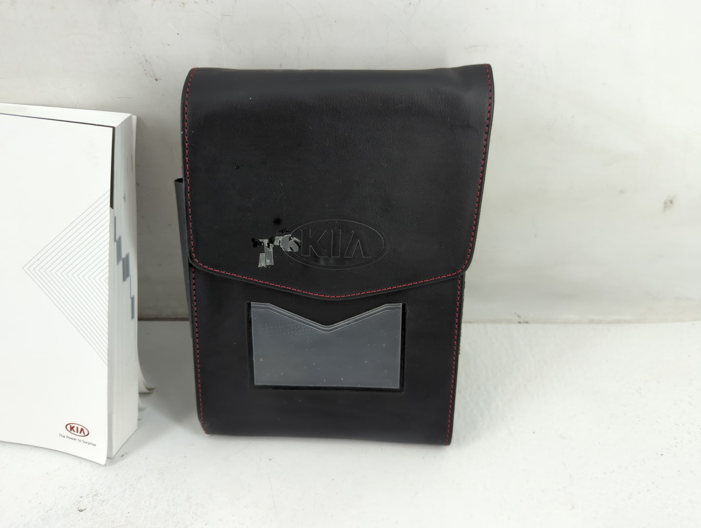 2021 Kia K5 Owners Manual Book Guide P/N:MEG5-EU07B OEM Used Auto Parts - Oemusedautoparts1.com