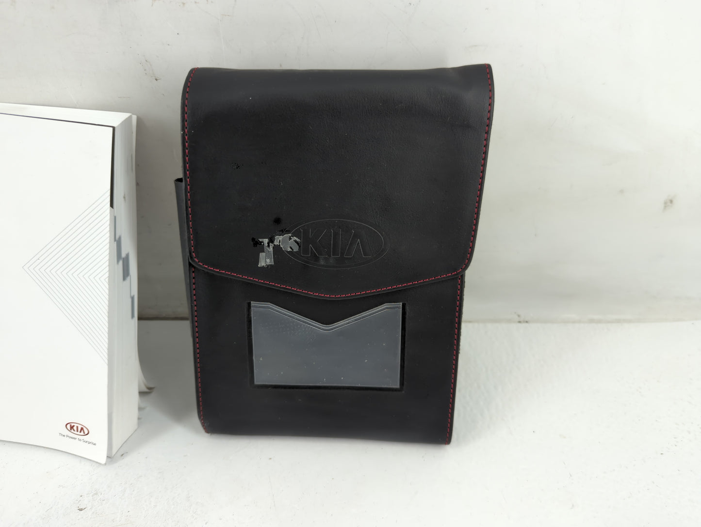 2021 Kia K5 Owners Manual Book Guide P/N:MEG5-EU07B OEM Used Auto Parts - Oemusedautoparts1.com