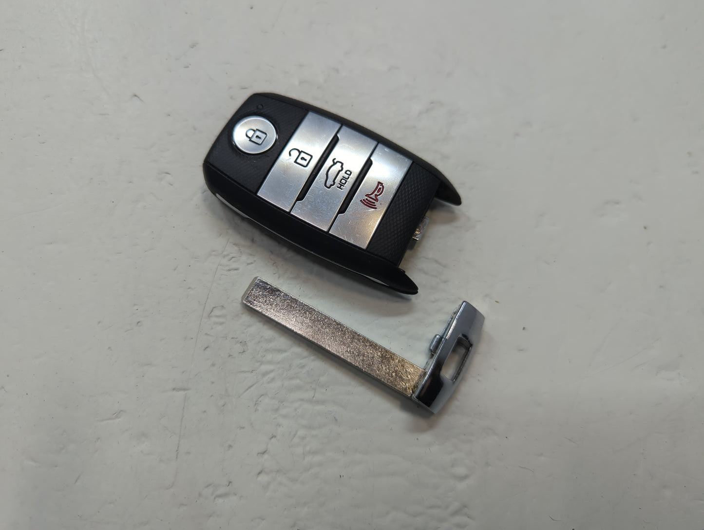 Kia Rio Keyless Entry Remote Fob NYOSYEC4FOB1611 4 buttons - Oemusedautoparts1.com