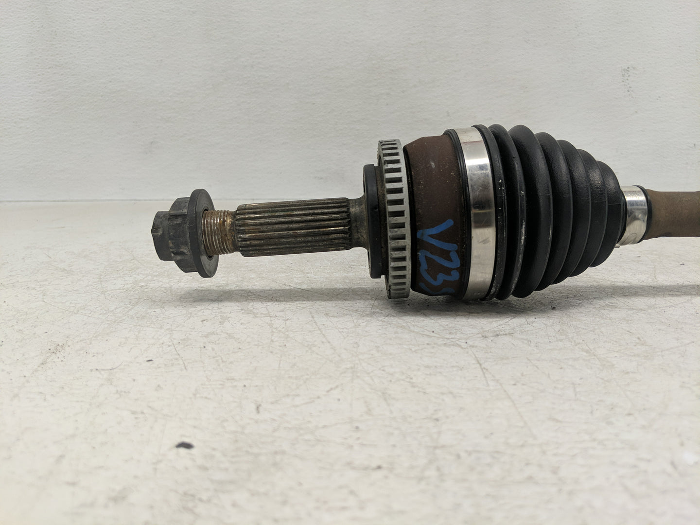 2018-2020 Kia Rio Axle Shaft Front Driver Cv C/v - Oemusedautoparts1.com