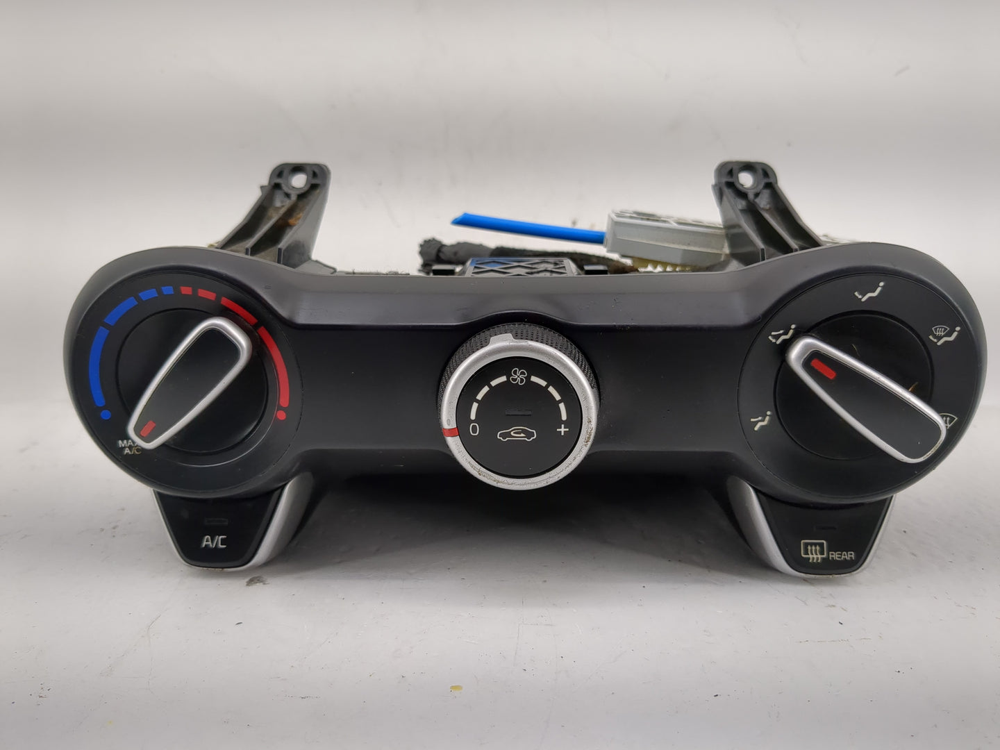 2021 Kia Rio Climate Control Module Temperature AC/Heater Replacement P/N:97250H9130 Fits OEM Used Auto Parts - Oemusedautop
