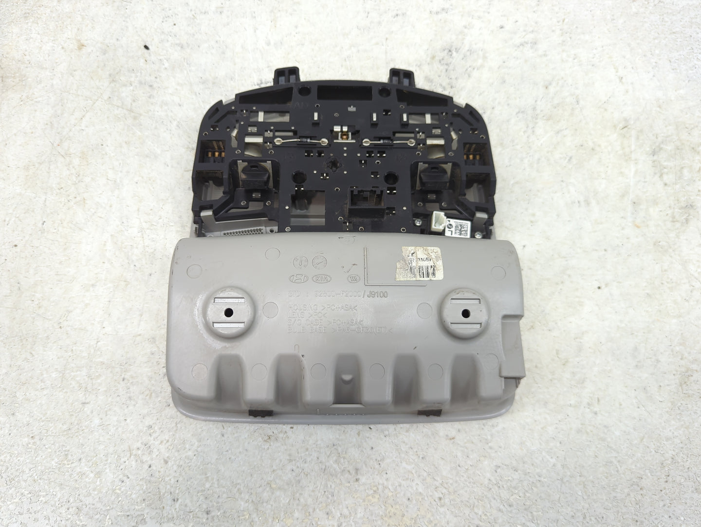 2021 Kia Rio Overhead Roof Console - Oemusedautoparts1.com