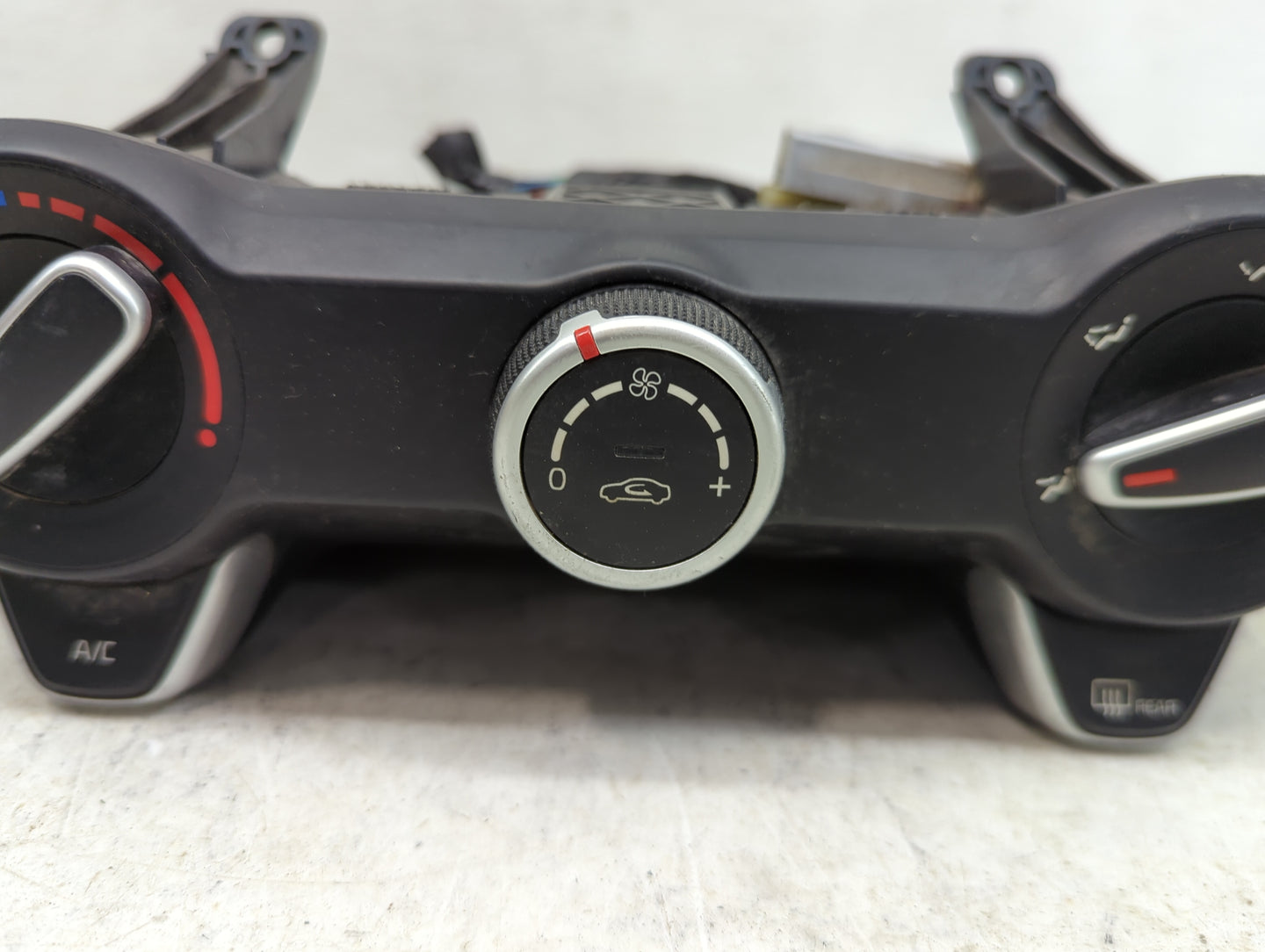 2021 Kia Rio Climate Control Module Temperature AC/Heater Replacement P/N:97250H9130 Fits OEM Used Auto Parts - Oemusedautop