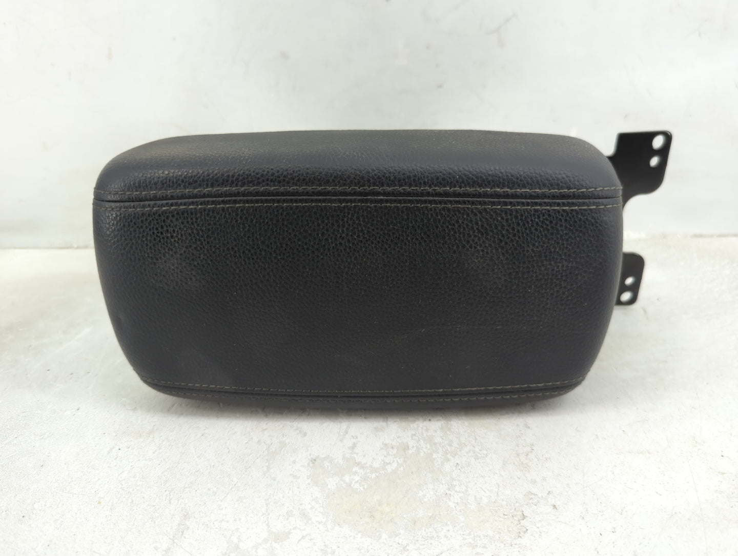 2021 Kia Rio Center Console Armrest Cover Lid Fits OEM Used Auto Parts - Oemusedautoparts1.com