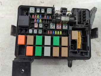 compare product 2020 Kia Rio Fusebox Fuse Box Panel Relay Module P/N:91720-H9160-01 M2513KBI00115 Fits OEM Used Auto Parts
