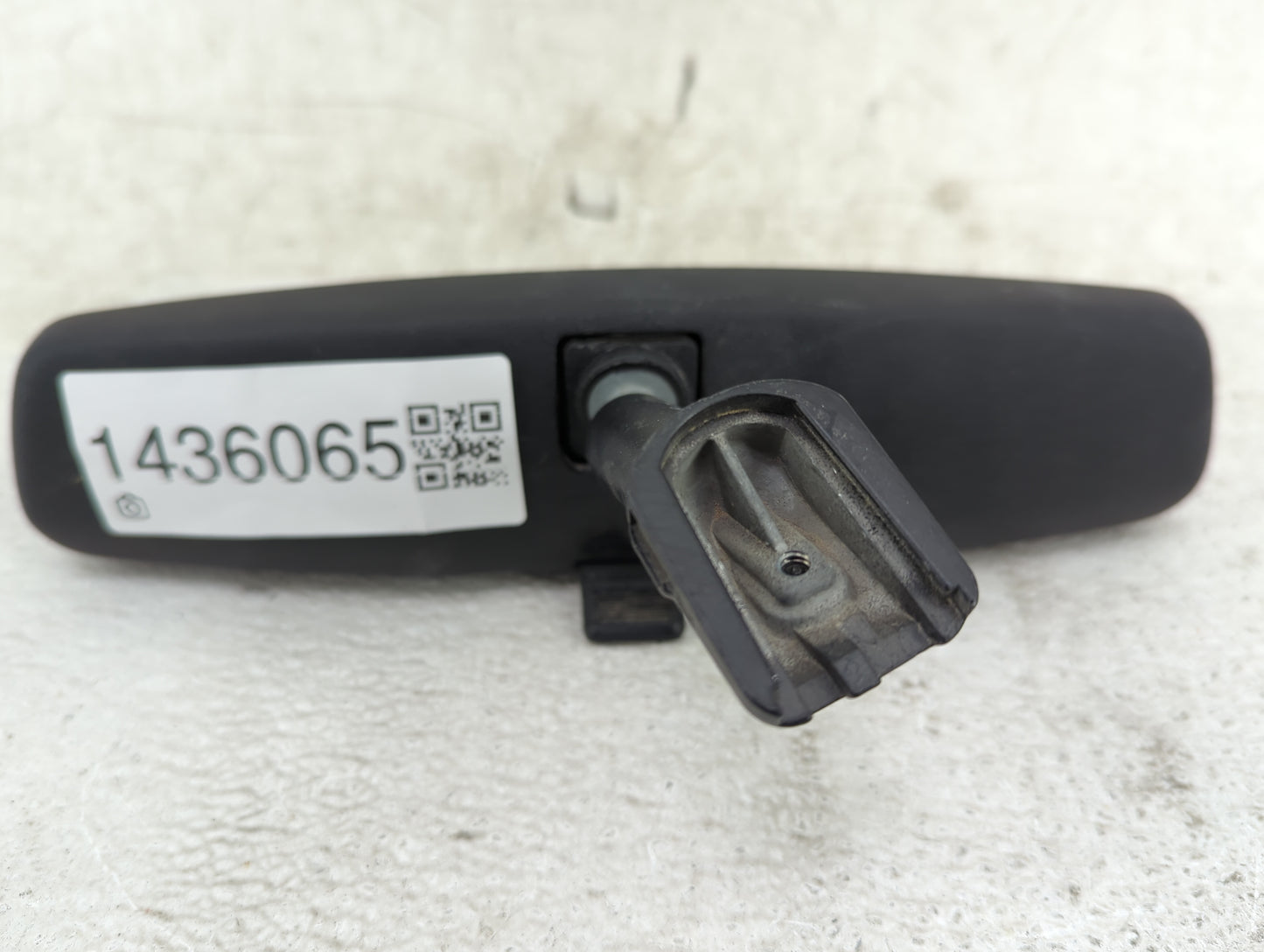 2018-2020 Kia Rio Interior Rear View Mirror Replacement OEM P/N:E8011083 Fits OEM Used Auto Parts - Oemusedautoparts1.com