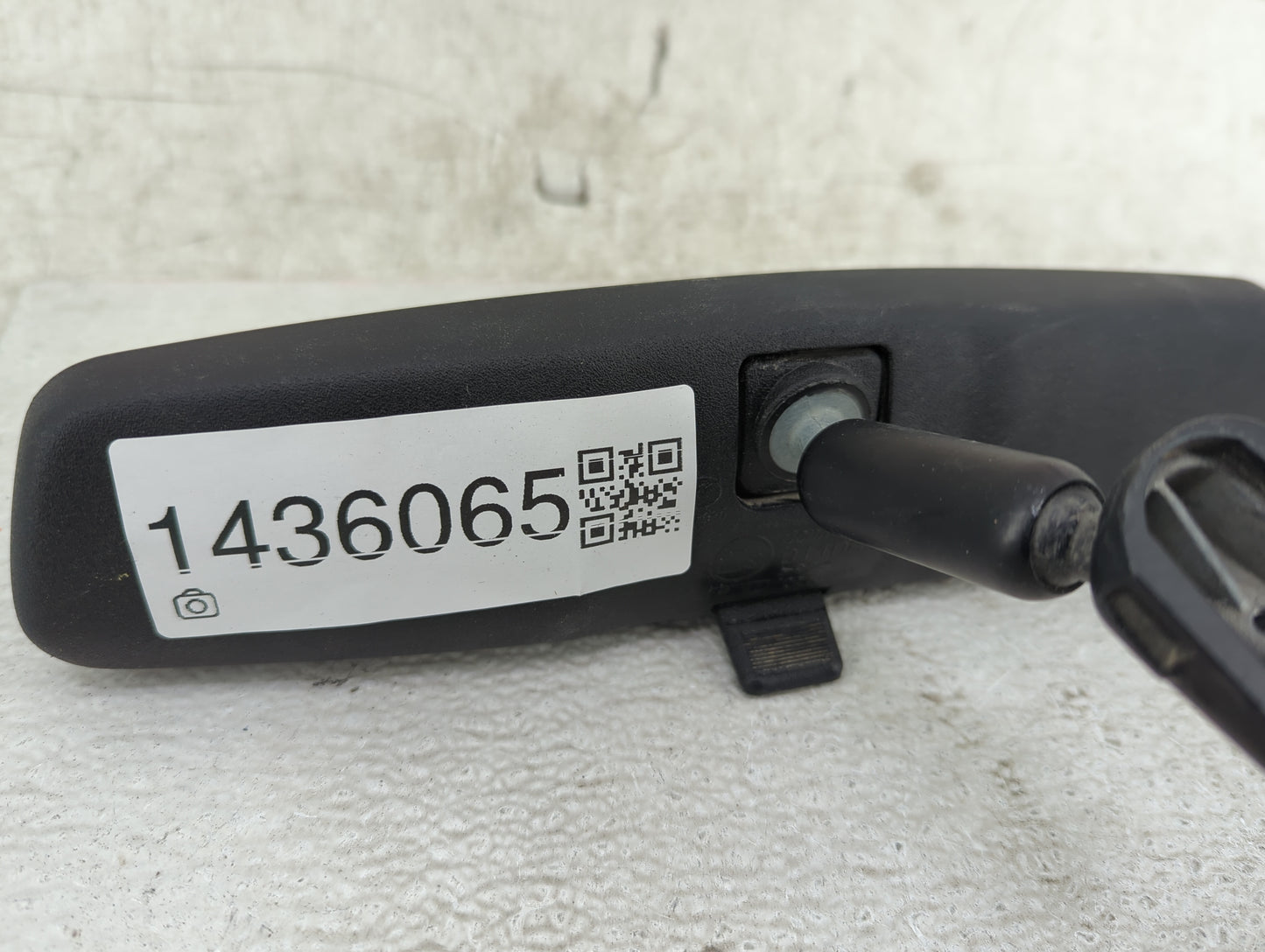 2018-2020 Kia Rio Interior Rear View Mirror Replacement OEM P/N:E8011083 Fits OEM Used Auto Parts - Oemusedautoparts1.com