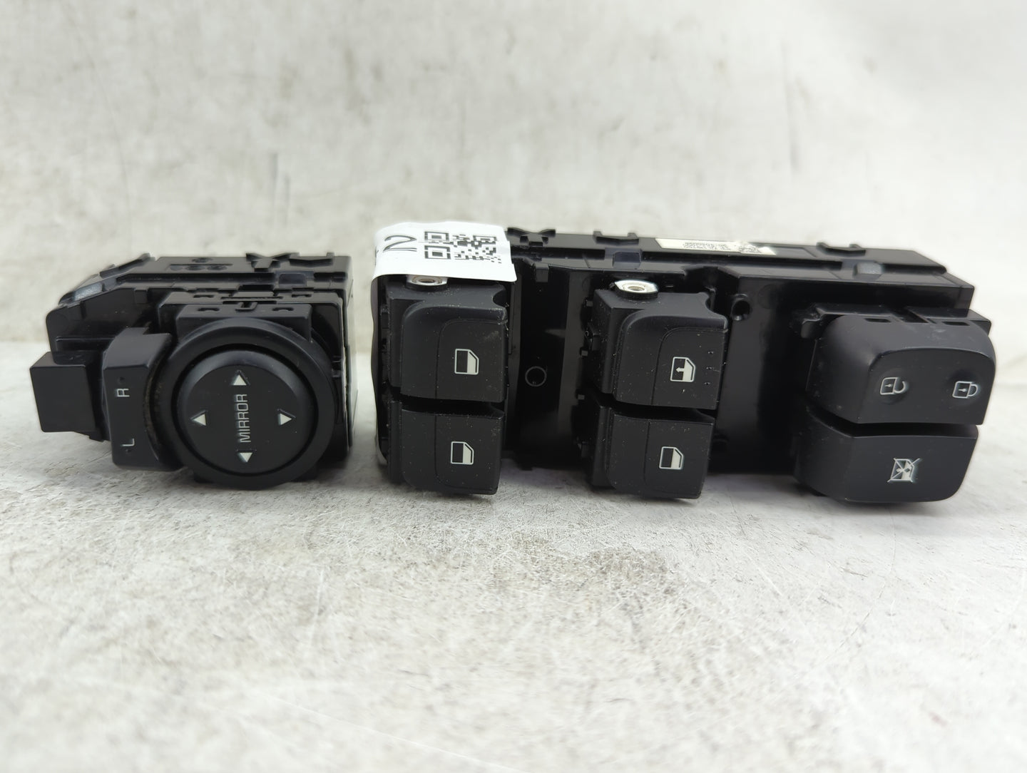 2018-2020 Kia Rio Master Power Window Switch Replacement Driver Side Left P/N:93570-H9150 Fits Fits 2018 2019 2020 OEM Used 
