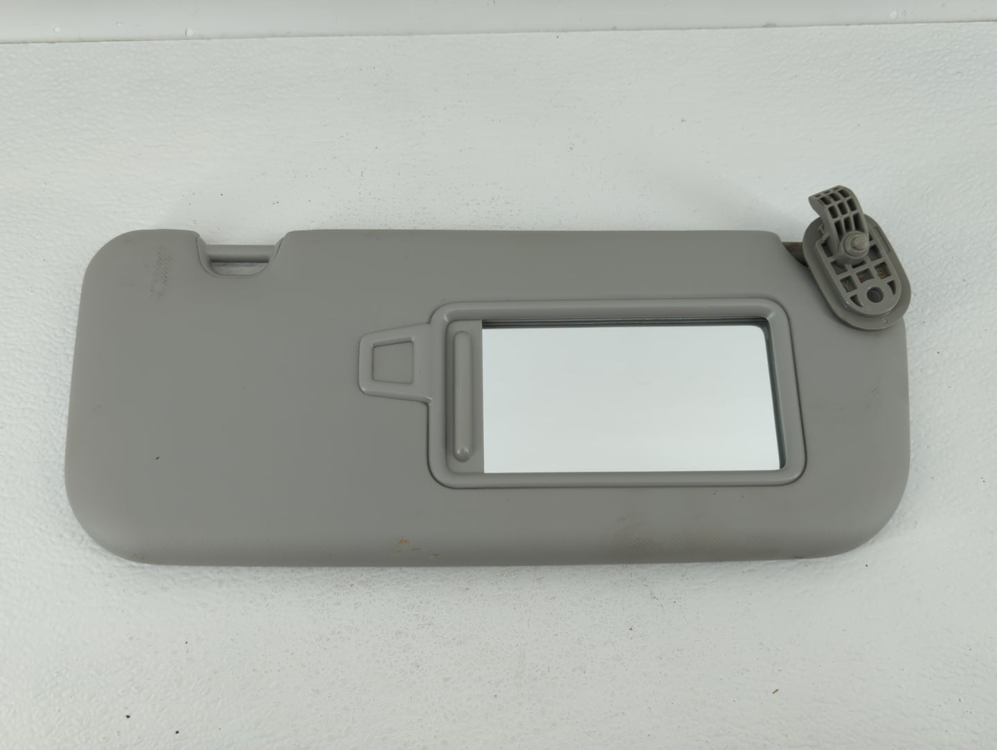 2021 Kia Rio Sun Visor Shade Replacement Passenger Right Mirror Fits OEM Used Auto Parts - Oemusedautoparts1.com