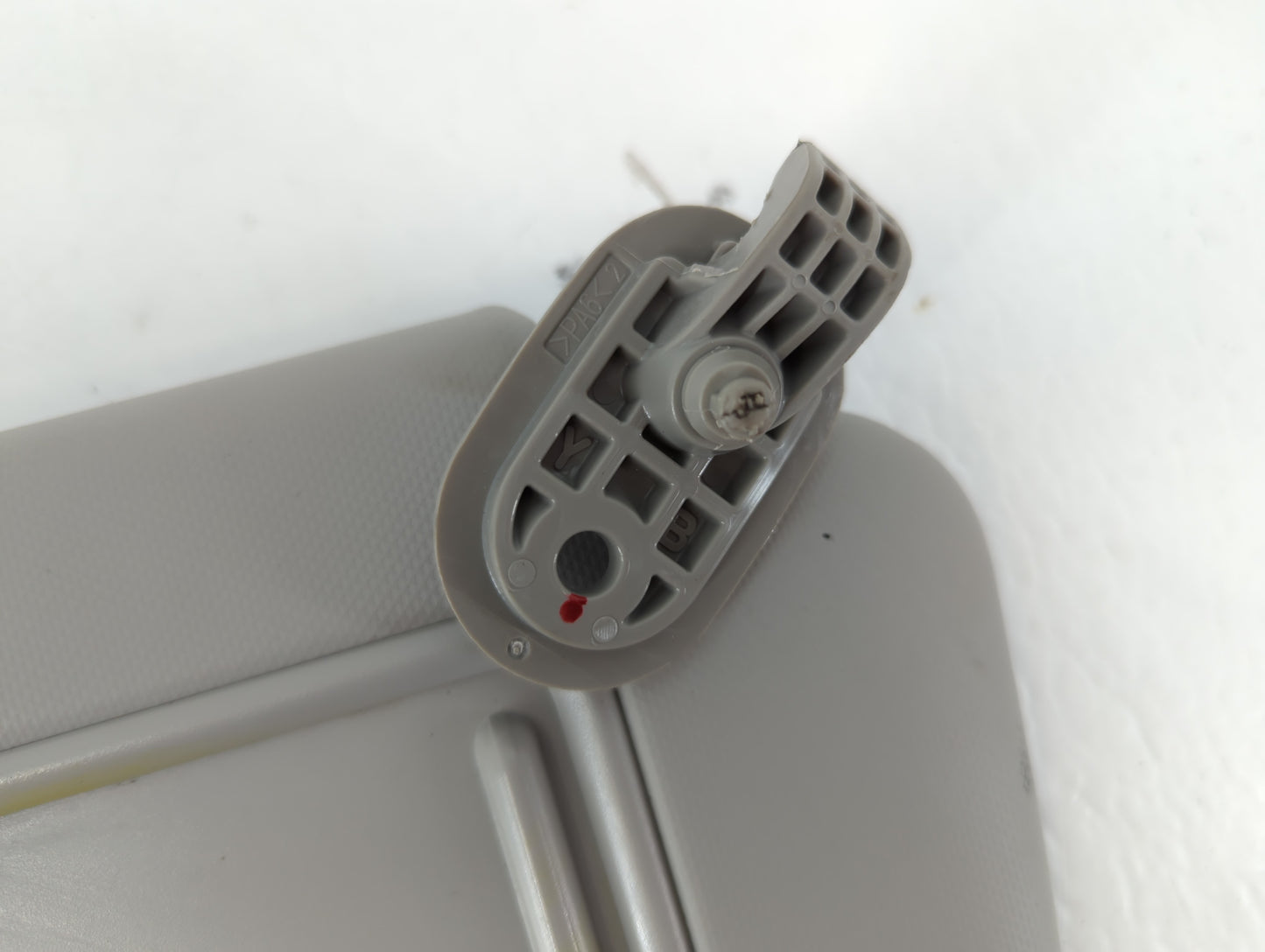 2018-2020 Kia Rio Sun Visor Shade Replacement Passenger Right Mirror Fits Fits 2018 2019 2020 2021 2022 OEM Used Auto Parts 