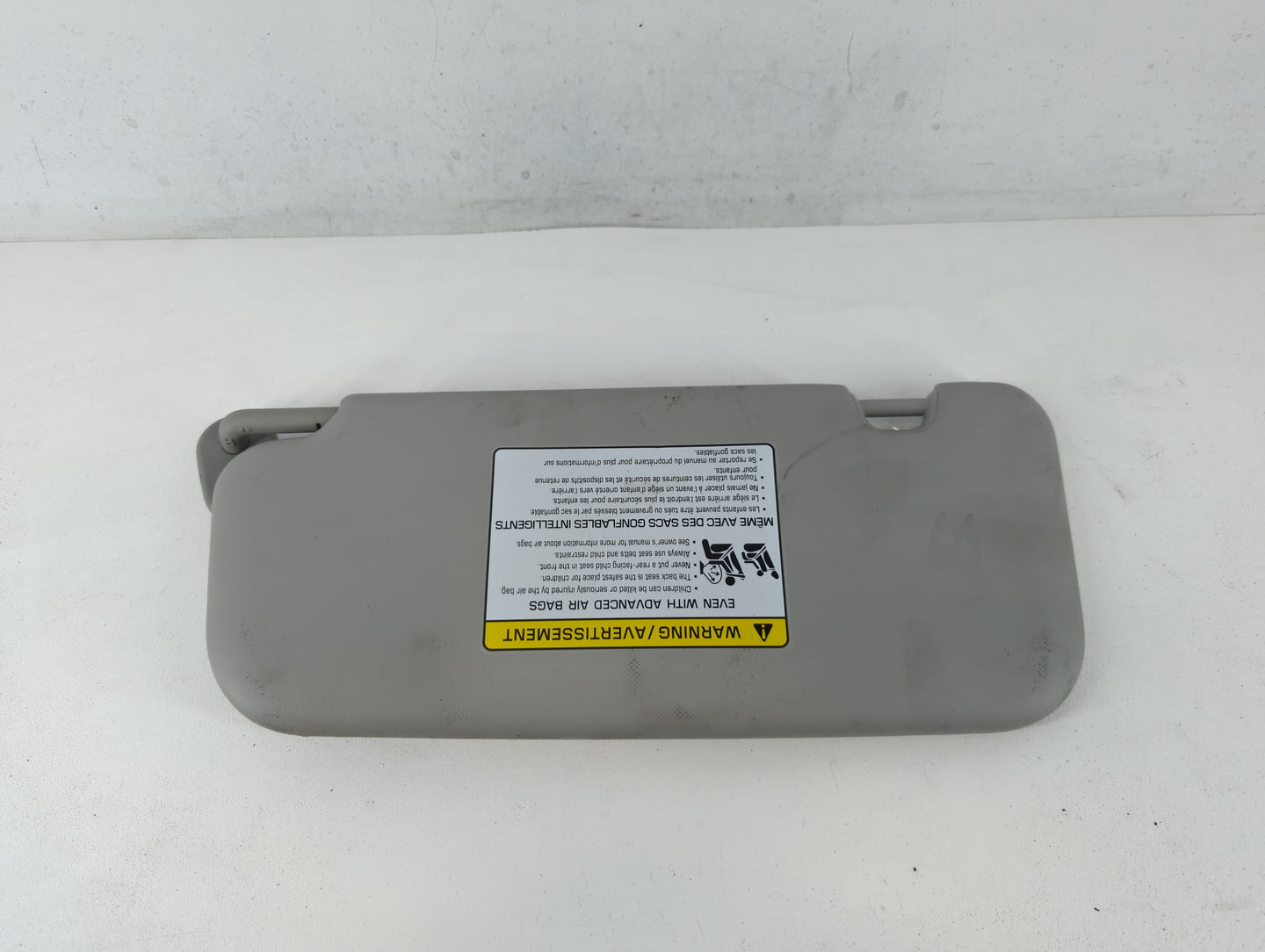 2021 Kia Rio Sun Visor Shade Replacement Passenger Right Mirror Fits OEM Used Auto Parts - Oemusedautoparts1.com