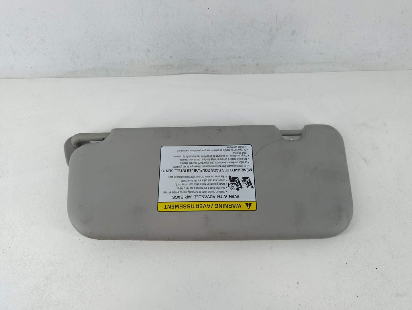 2021 Kia Rio Sun Visor Shade Replacement Passenger Right Mirror Fits OEM Used Auto Parts - Oemusedautoparts1.com