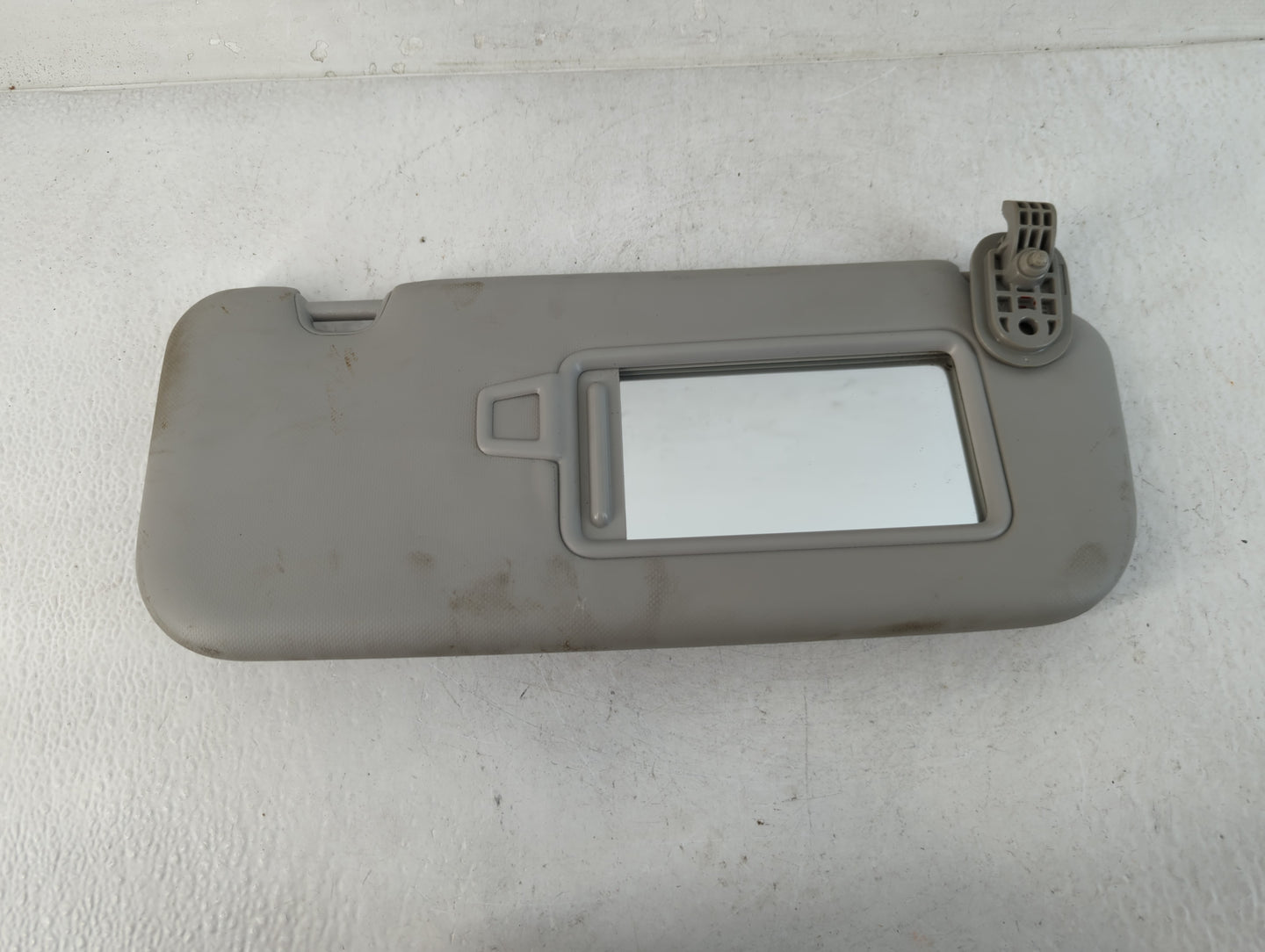 2018-2020 Kia Rio Sun Visor Shade Replacement Driver Left Mirror Fits Fits 2018 2019 2020 2021 2022 OEM Used Auto Parts - Oe