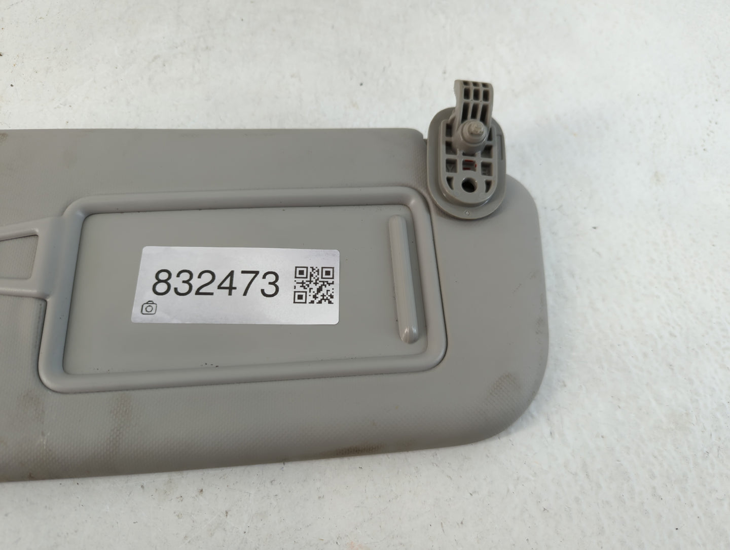 2018-2020 Kia Rio Sun Visor Shade Replacement Driver Left Mirror Fits Fits 2018 2019 2020 2021 2022 OEM Used Auto Parts - Oe