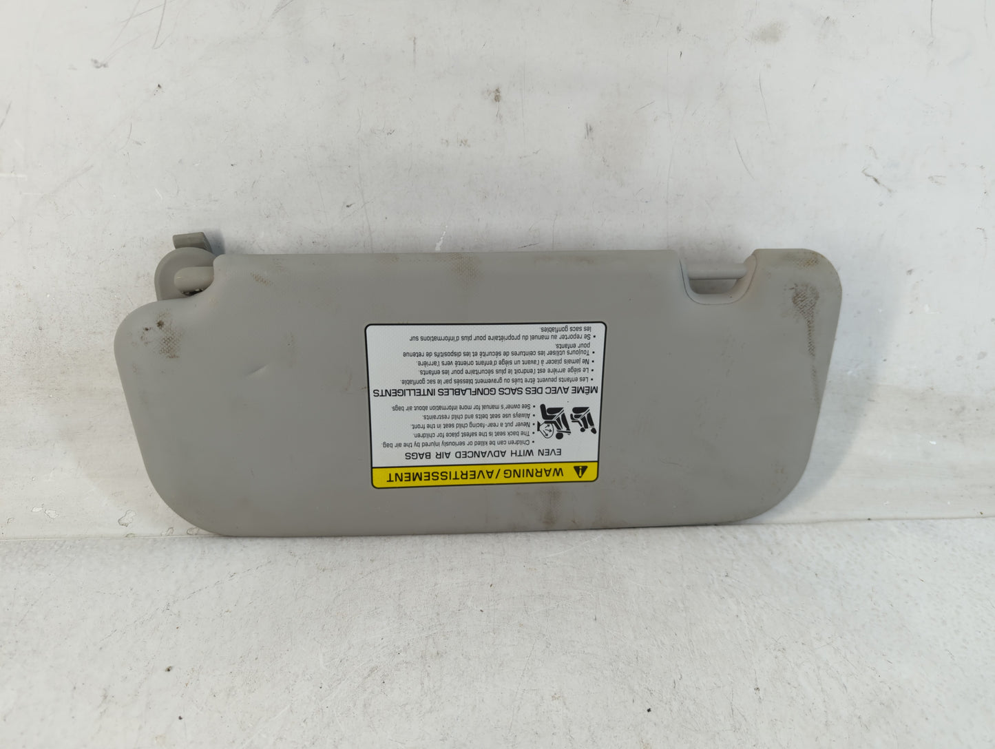 2018-2020 Kia Rio Sun Visor Shade Replacement Driver Left Mirror Fits Fits 2018 2019 2020 2021 2022 OEM Used Auto Parts - Oe