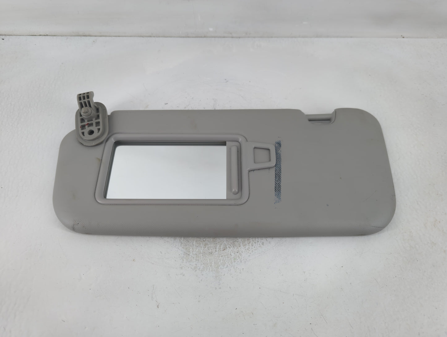 2018-2020 Kia Rio Sun Visor Shade Replacement Driver Left Mirror Fits Fits 2018 2019 2020 2021 2022 OEM Used Auto Parts - Oe
