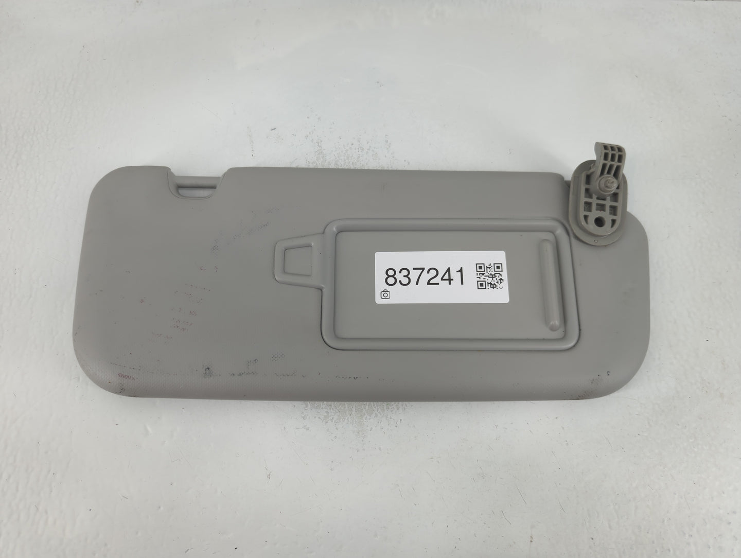 2018-2020 Kia Rio Sun Visor Shade Replacement Passenger Right Mirror Fits Fits 2018 2019 2020 2021 2022 OEM Used Auto Parts 