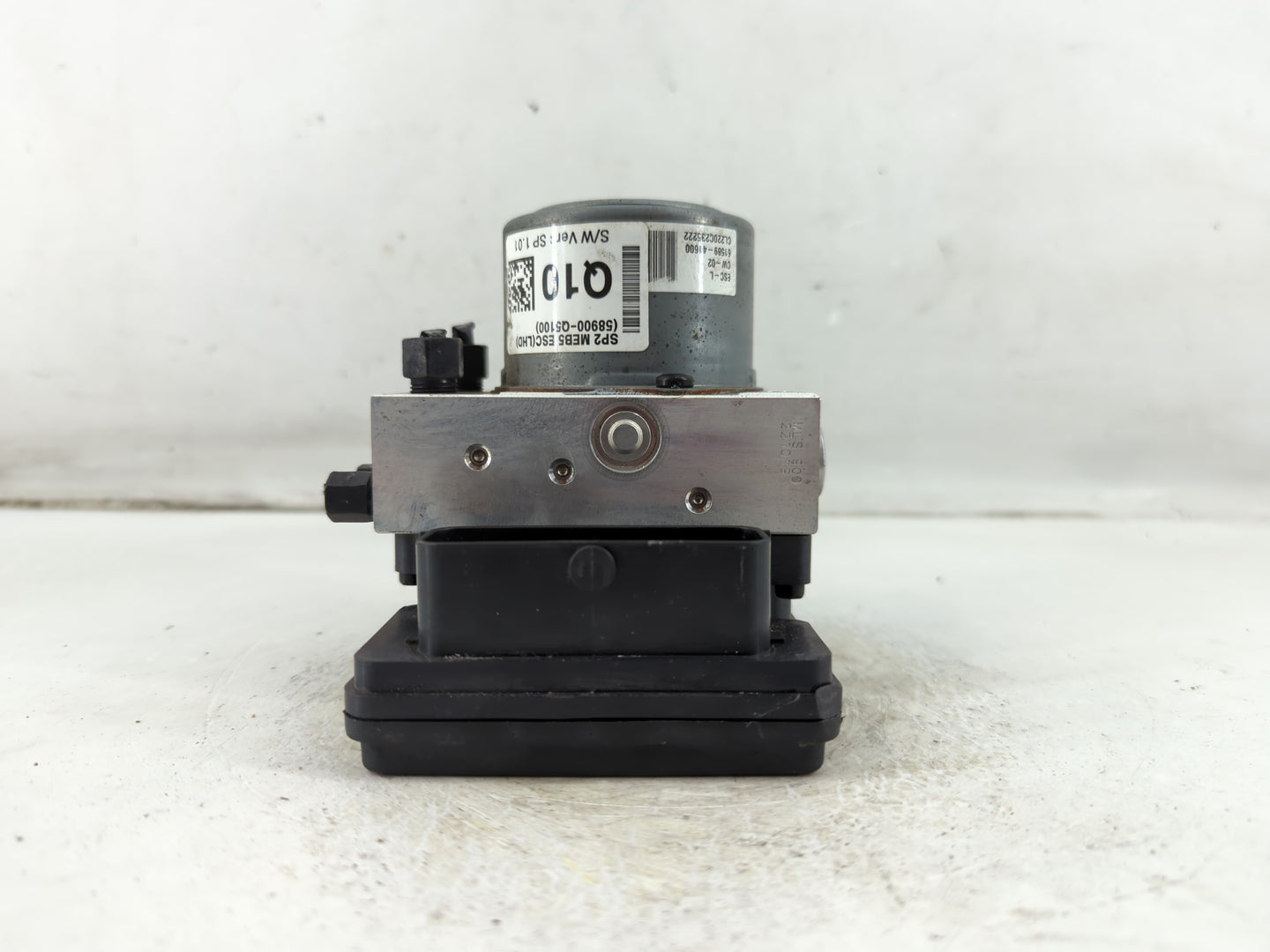 2021-2022 Kia Seltos ABS Pump Control Module Replacement P/N:58910-Q5100 Fits Fits 2021 2022 OEM Used Auto Parts - Oemusedau