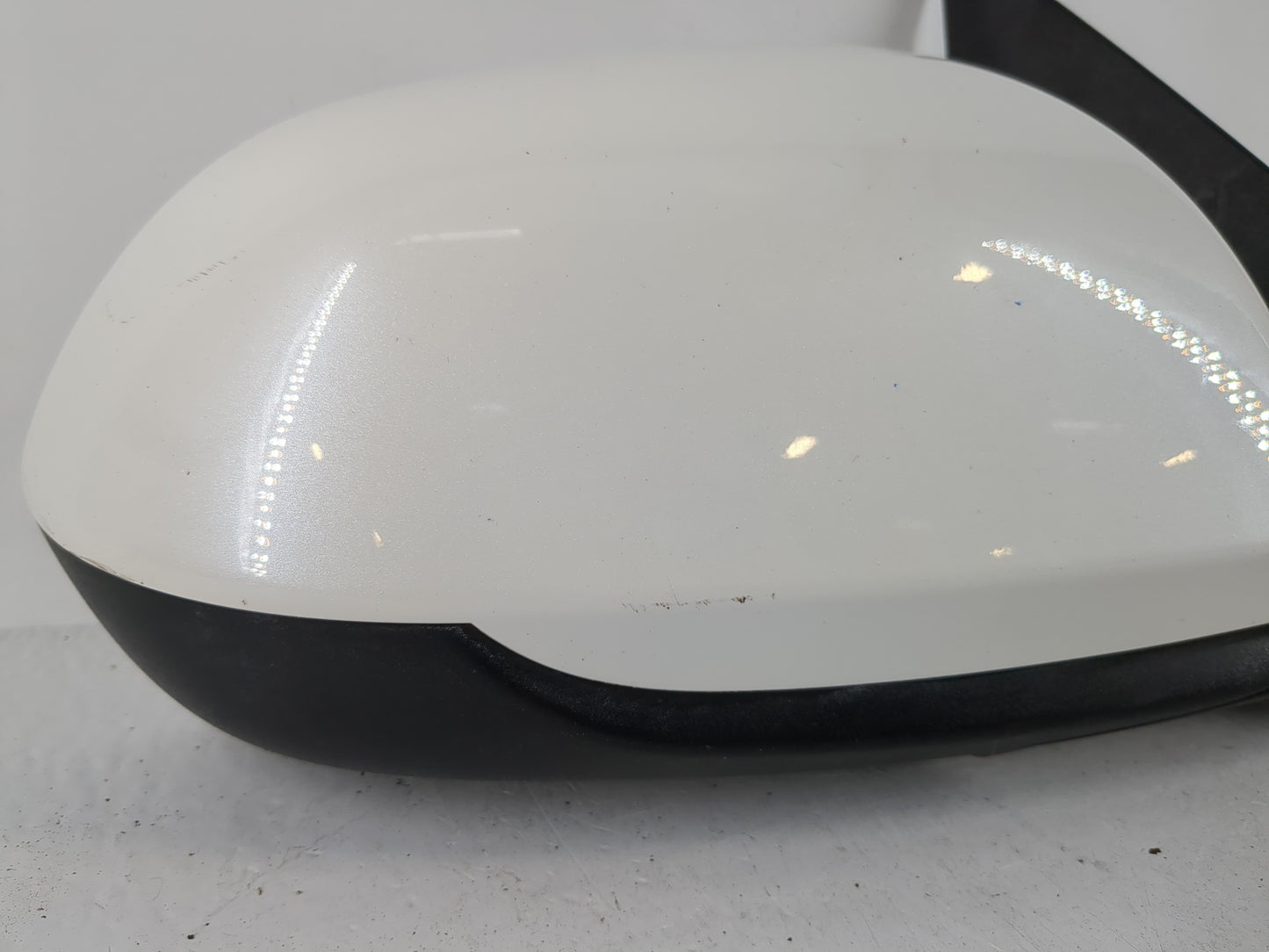 2021-2022 Kia Seltos Passenger Side View Mirror - Right Door Mirror OEM Used - Oemusedautoparts1.com