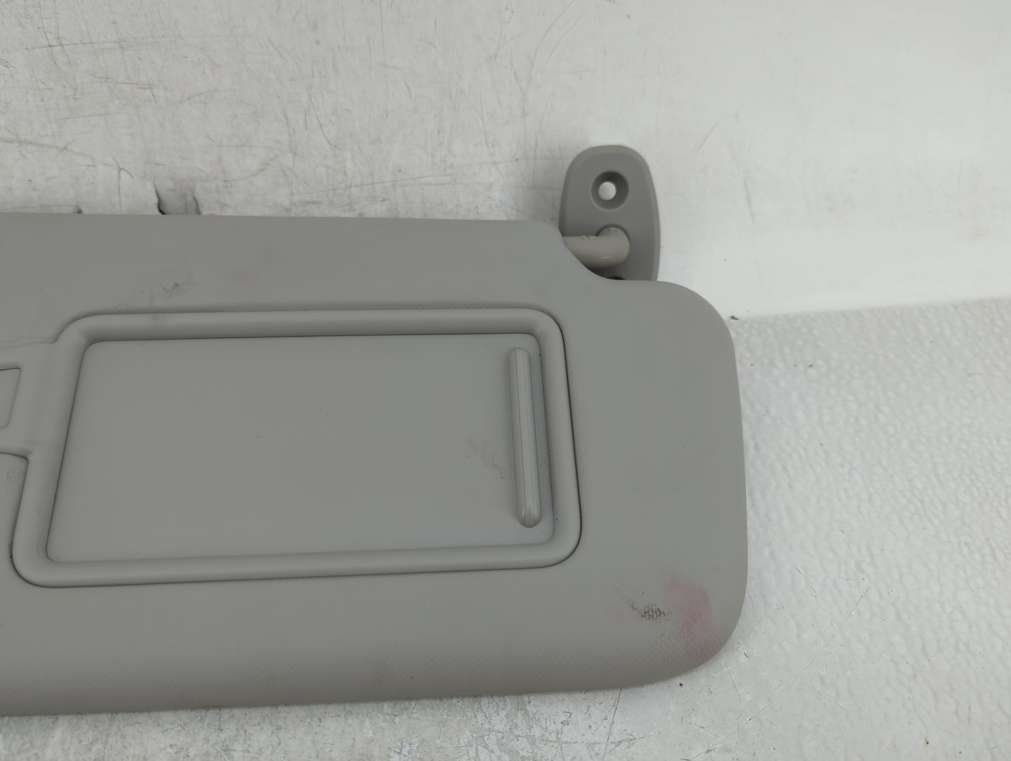 2021-2022 Kia Seltos Sun Visor Shade Replacement Passenger Right Mirror Fits Fits 2021 2022 OEM Used Auto Parts - Oemusedaut