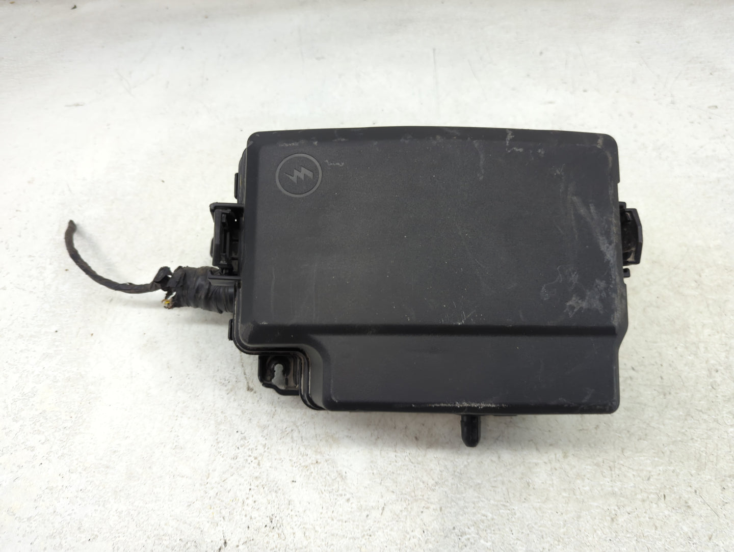 2021-2022 Kia Seltos Fusebox Fuse Box Panel Relay Module Fits Fits 2021 2022 OEM Used Auto Parts - Oemusedautoparts1.com