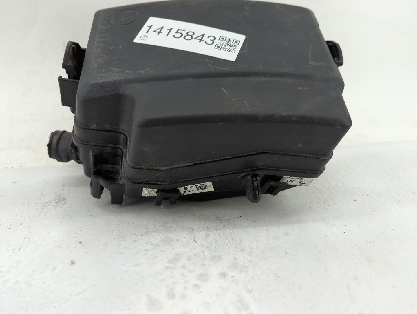 2021-2022 Kia Seltos Fusebox Fuse Box Panel Relay Module Fits Fits 2021 2022 OEM Used Auto Parts - Oemusedautoparts1.com