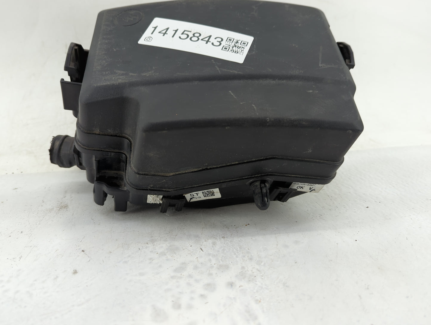 2021-2022 Kia Seltos Fusebox Fuse Box Panel Relay Module Fits Fits 2021 2022 OEM Used Auto Parts - Oemusedautoparts1.com