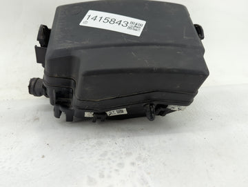2021-2022 Kia Seltos Fusebox Fuse Box Panel Relay Module Fits Fits 2021 2022 OEM Used Auto Parts