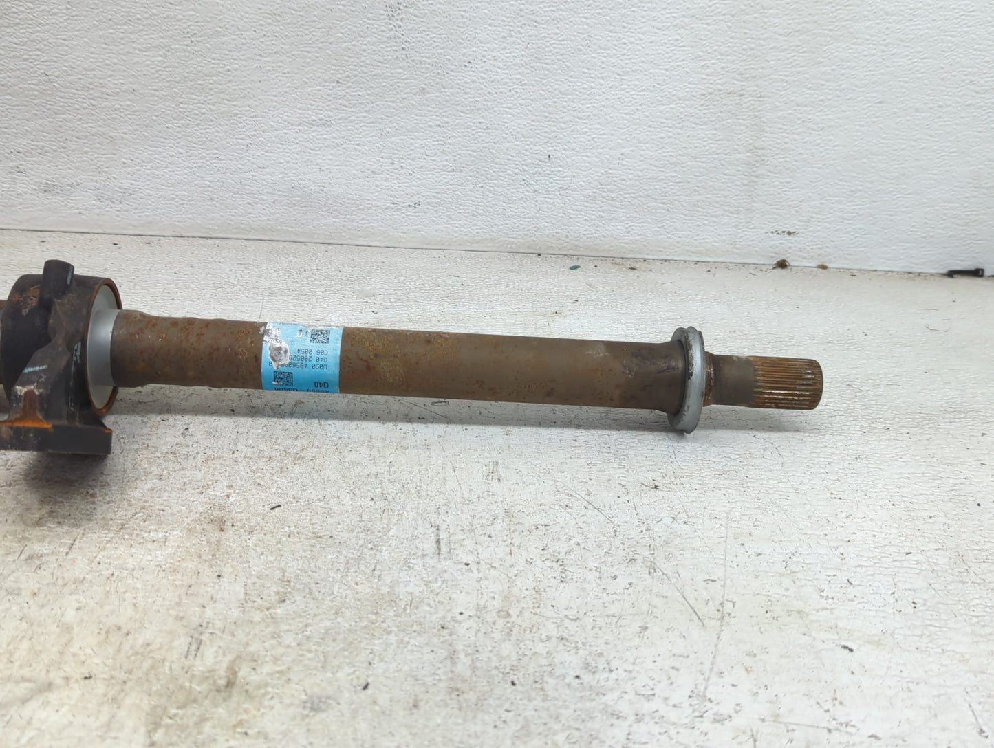 2021-2022 Kia Seltos Axle Shaft Front Passenger Cv C/v - Oemusedautoparts1.com