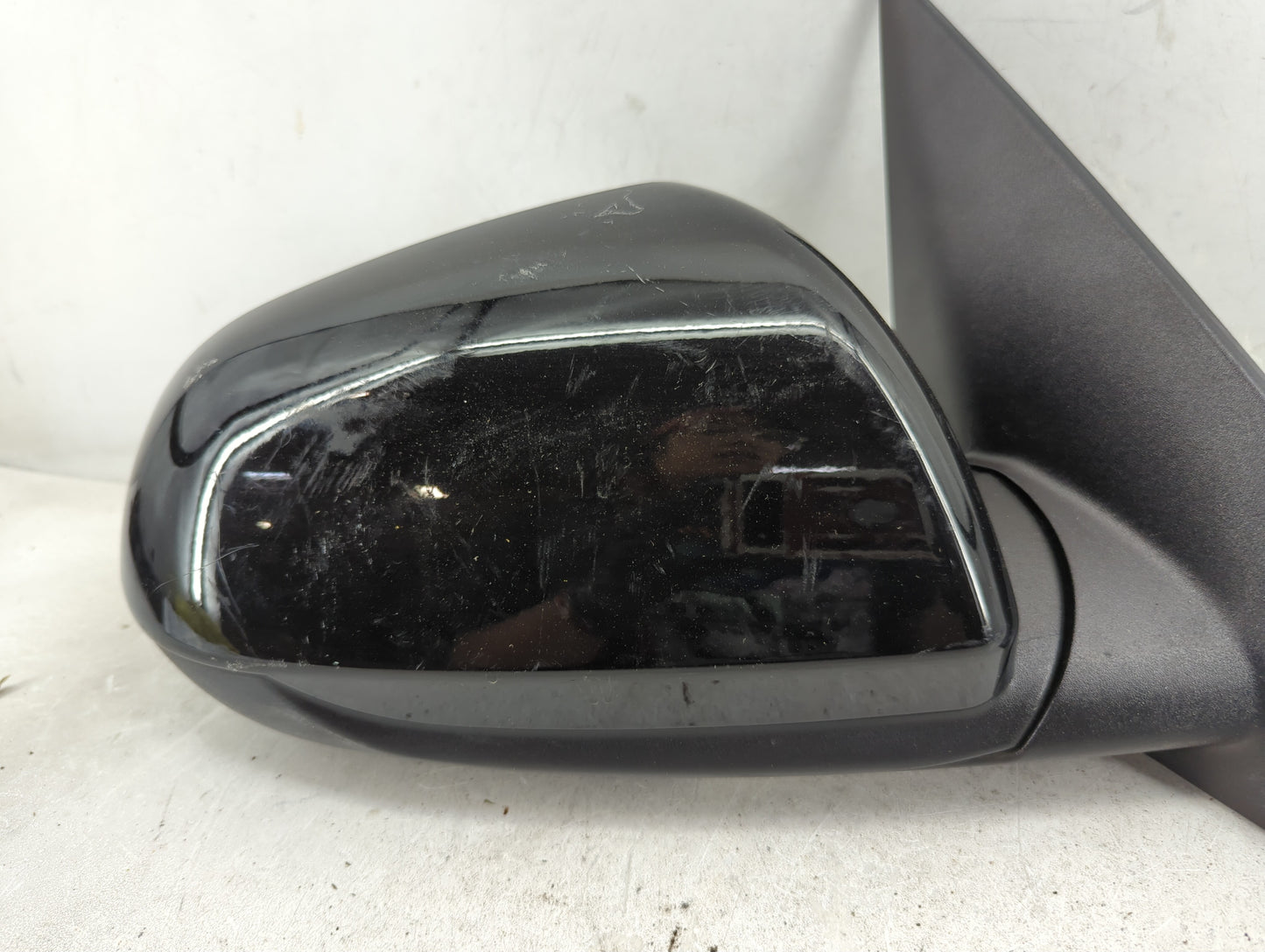 2021-2022 Kia Seltos Passenger Side View Mirror - Right Door Mirror OEM Used - Oemusedautoparts1.com