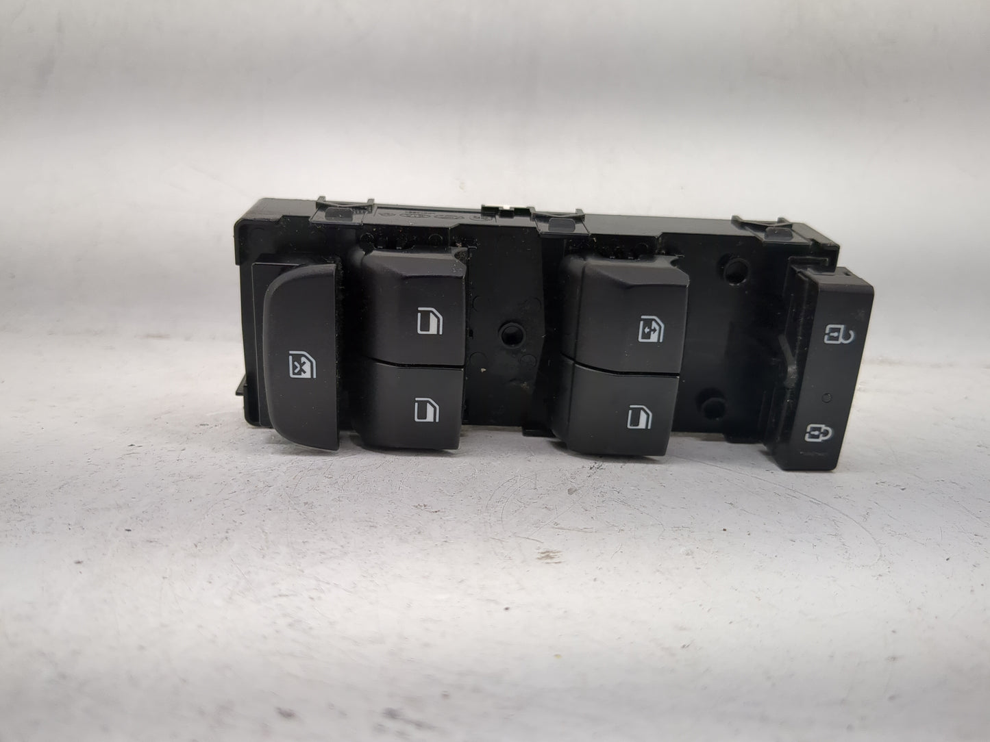 2021-2022 Kia Seltos Master Power Window Switch Replacement Driver Side Left P/N:93571-Q5200 40U490-1000 Fits Fits 2021 2022