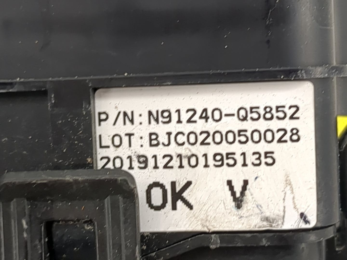 2021-2022 Kia Seltos Fusebox Fuse Box Panel Relay Module P/N:18980-09645 18980-09630, 39160-37110 Fits Fits 2021 2022 OEM Us