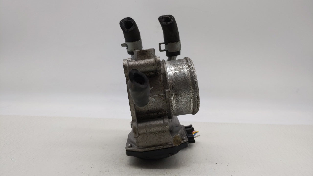 2021-2022 Kia Seltos Throttle Body P/N:35100-2B340 Fits Fits 2015 2016 2017 2018 2019 2020 2021 2022 OEM Used Auto Parts - O