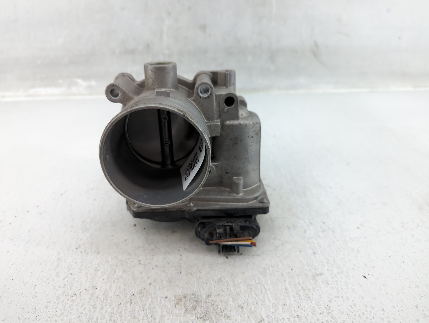 2021-2022 Kia Seltos Throttle Body P/N:35100-2E410 Fits Fits 2020 2021 2022 OEM Used Auto Parts - Oemusedautoparts1.com