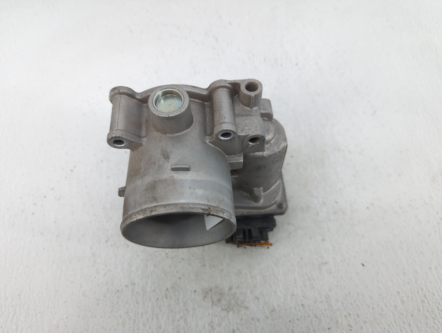 2021-2022 Kia Seltos Throttle Body P/N:35100-2E410 Fits Fits 2020 2021 2022 OEM Used Auto Parts - Oemusedautoparts1.com