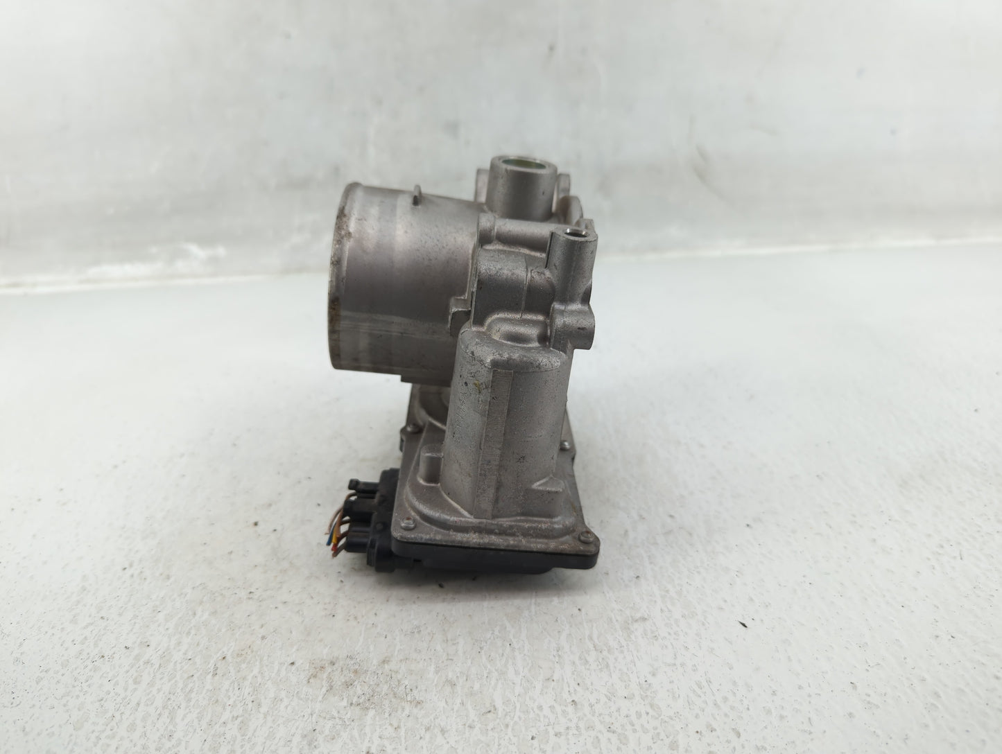 2021-2022 Kia Seltos Throttle Body P/N:35100-2E410 Fits Fits 2020 2021 2022 OEM Used Auto Parts - Oemusedautoparts1.com