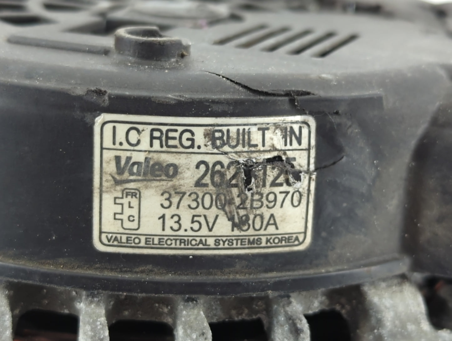 2021-2022 Kia Seltos Alternator Replacement Generator Charging Assembly Engine OEM P/N:37300-2B970 Fits Fits 2021 2022 OEM U