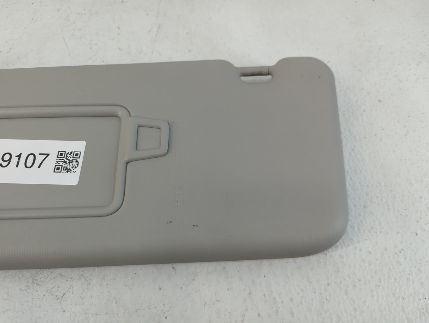 2021-2022 Kia Seltos Sun Visor Shade Replacement Driver Left Mirror Fits Fits 2021 2022 OEM Used Auto Parts - Oemusedautopar