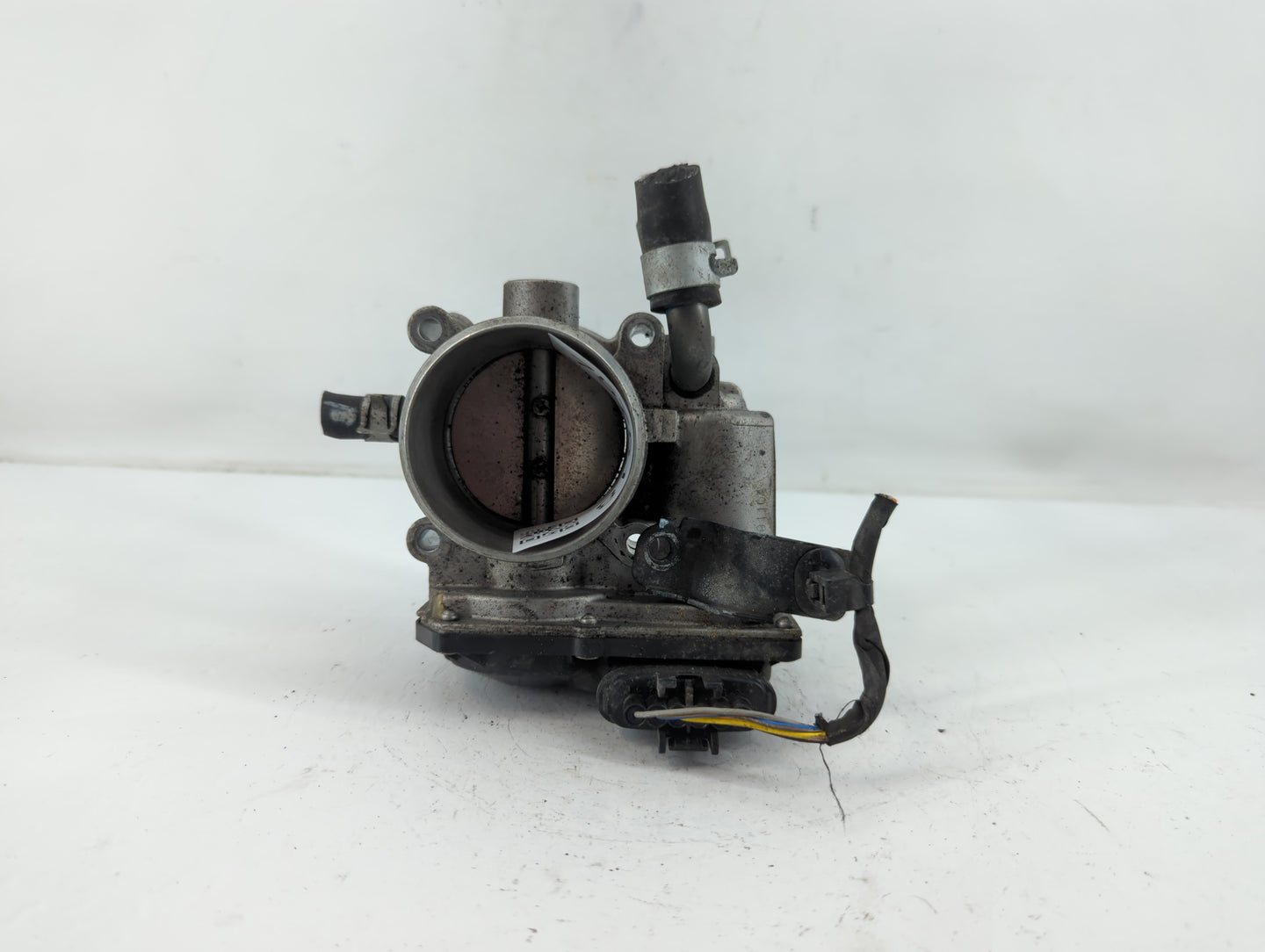 2021-2022 Kia Seltos Throttle Body P/N:35100-2B340 Fits Fits 2015 2016 2017 2018 2019 2020 2021 2022 OEM Used Auto Parts - O