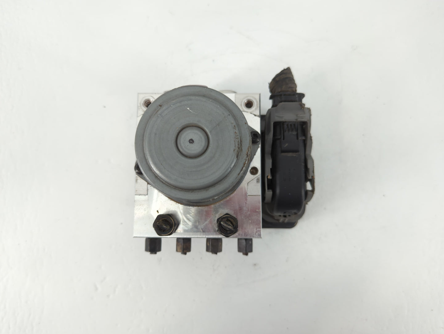 2021-2022 Kia Seltos ABS Pump Control Module Replacement P/N:58910-Q5100 Fits Fits 2021 2022 OEM Used Auto Parts - Oemusedau
