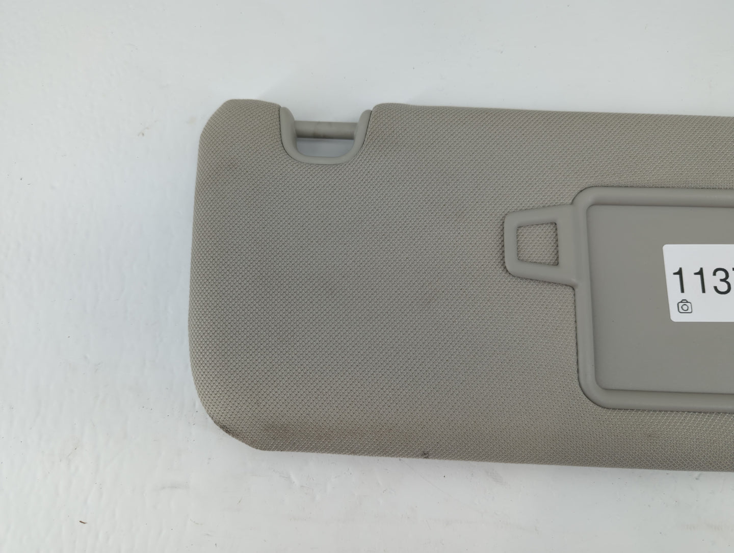 2021 Kia Sorento Sun Visor Shade Replacement Passenger Right Mirror Fits OEM Used Auto Parts - Oemusedautoparts1.com