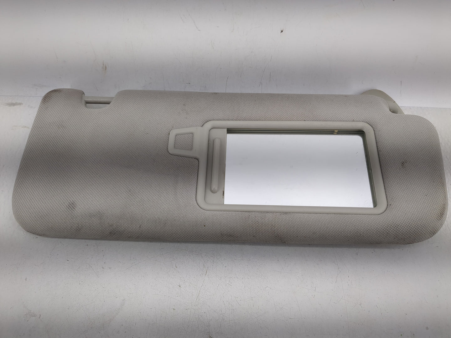 2021 Kia Sorento Sun Visor Shade Replacement Passenger Right Mirror Fits OEM Used Auto Parts - Oemusedautoparts1.com