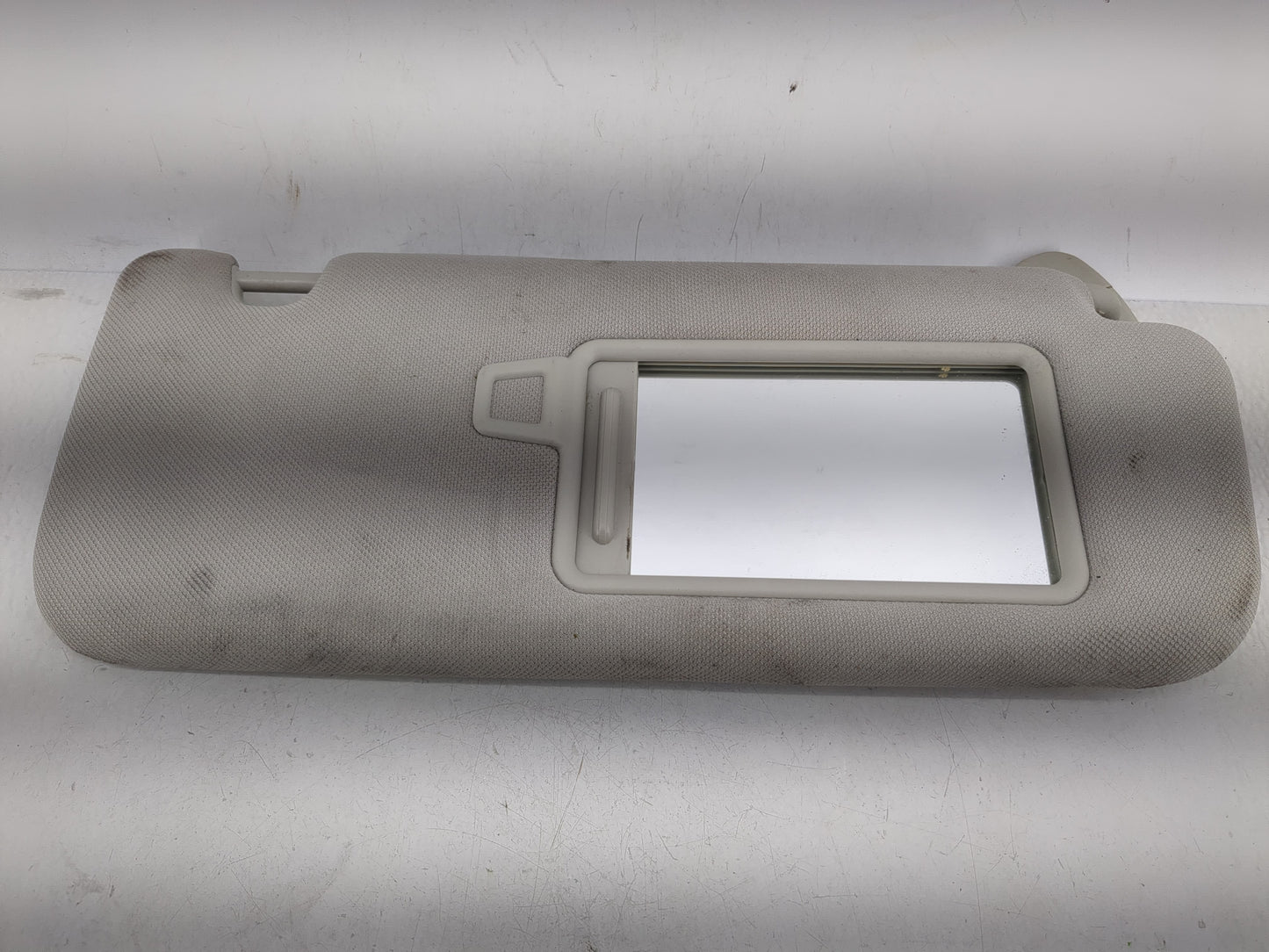 2021 Kia Sorento Sun Visor Shade Replacement Passenger Right Mirror Fits OEM Used Auto Parts - Oemusedautoparts1.com