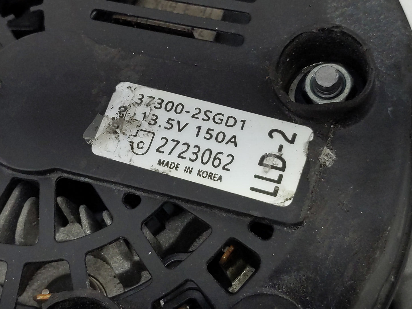 2021 Kia Sorento Alternator Replacement Generator Charging Assembly Engine OEM P/N:37300-2SGD1 Fits Fits 2020 2022 2023 OEM 