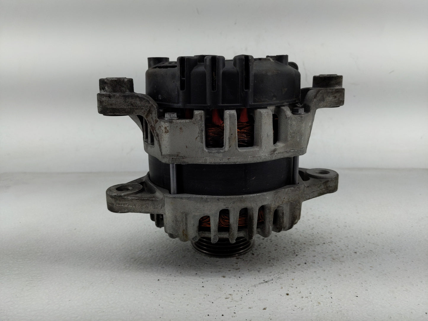 2021 Kia Sorento Alternator Replacement Generator Charging Assembly Engine OEM P/N:37300-2SGD1 Fits Fits 2020 2022 2023 OEM 