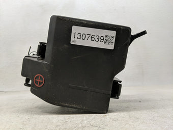 compare product 2021 Kia Sorento Fusebox Fuse Box Panel Relay Module P/N:91956-R5121 Fits OEM Used Auto Parts