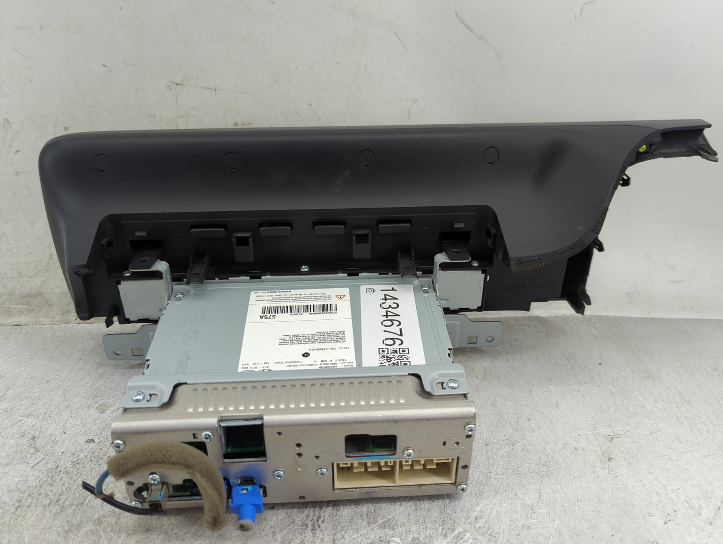 2021 Kia Sorento Radio AM FM Cd Player Receiver Replacement P/N:96160R5750FHL ADB20HYAN, M04.USA.D-AUDIO G2V.000.003 Fits OE