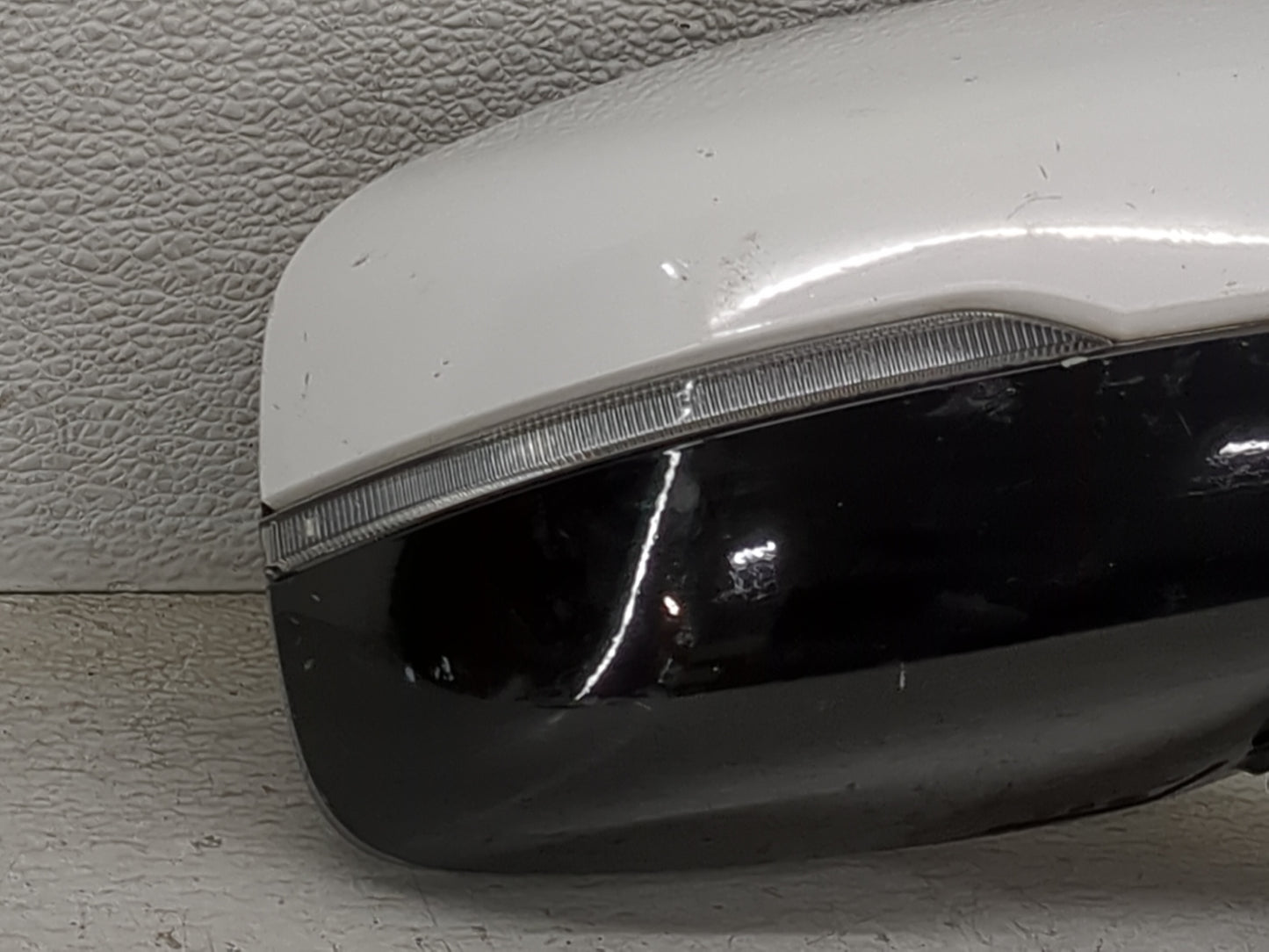 2021 Kia Sorento Passenger Side View Mirror - Right Door Mirror OEM Used - Oemusedautoparts1.com