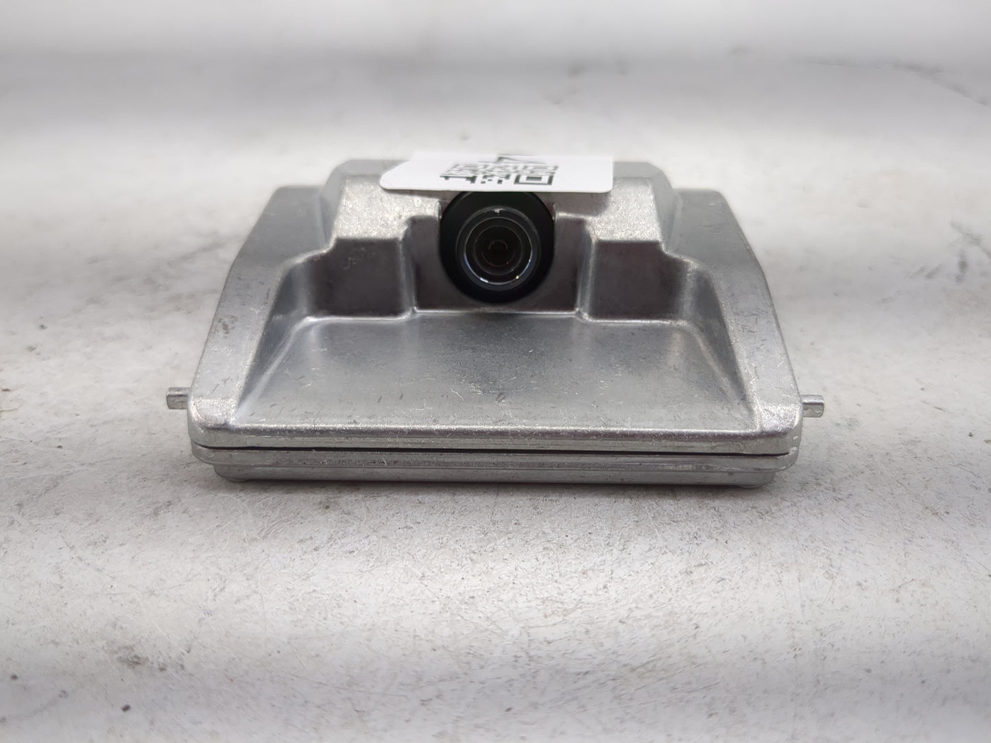 2021-2021 Kia Sorento Back Up Sensor Backup Camera - Oemusedautoparts1.com