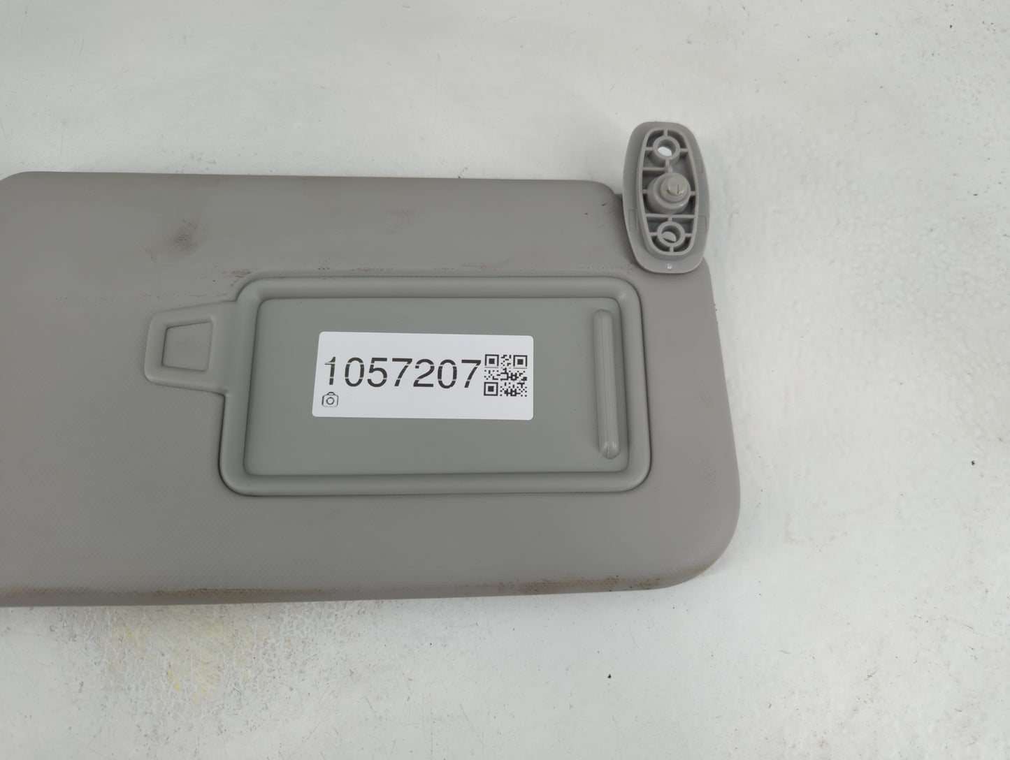 2020-2021 Kia Soul Sun Visor Shade Replacement Passenger Right Mirror Fits Fits 2020 2021 OEM Used Auto Parts - Oemusedautop